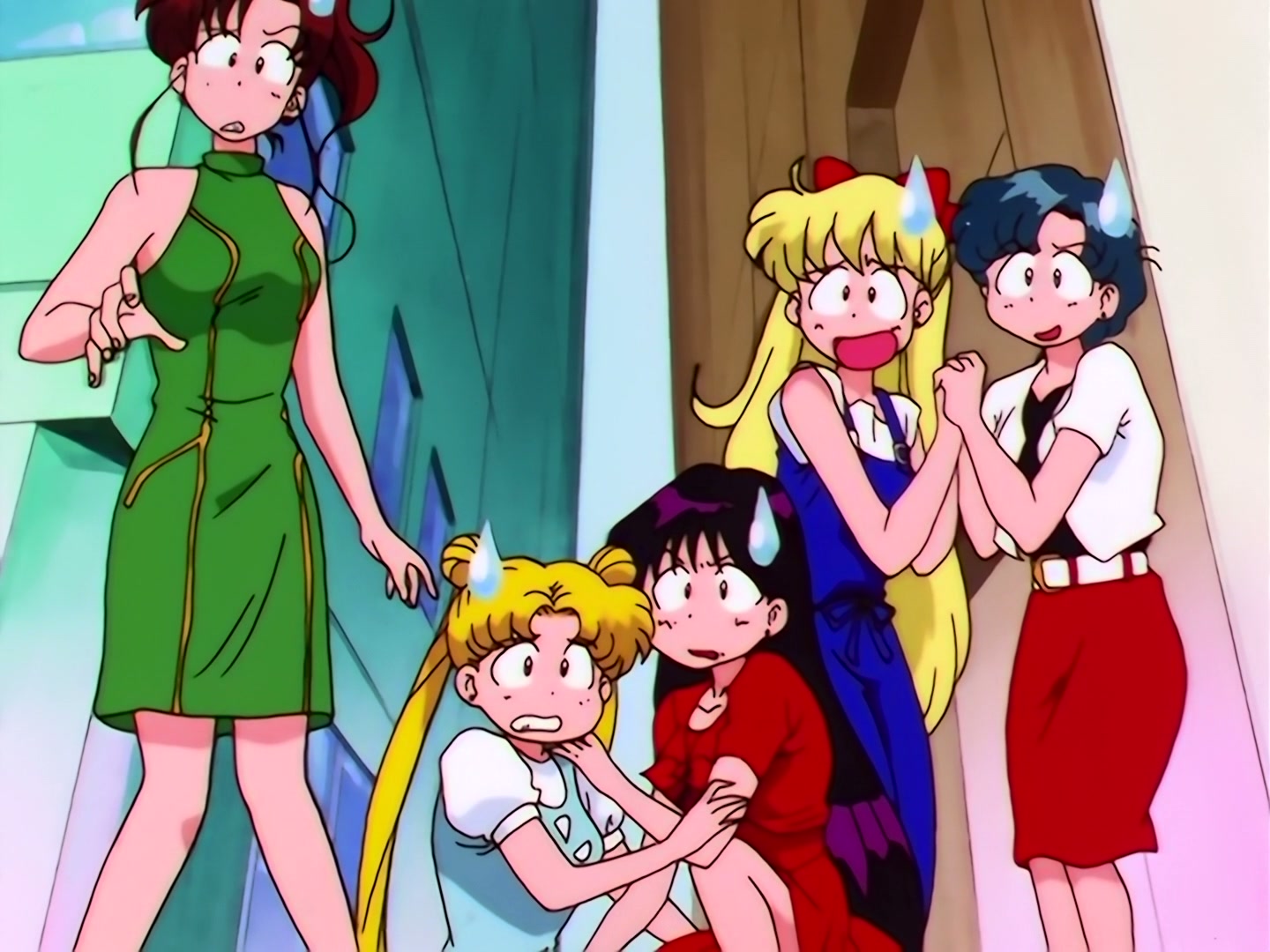 Sailor Moon Ep 186: Chibi-Chibi's Mystery: The Big Noisy Chase @ 00:07:46