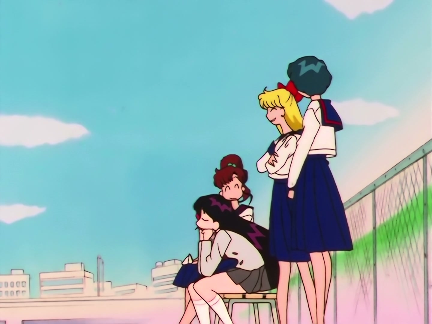 Sailor Moon Ep 187: The Shining Power of a Star: Chibi-Chibi's Transformation @ 00:04:29